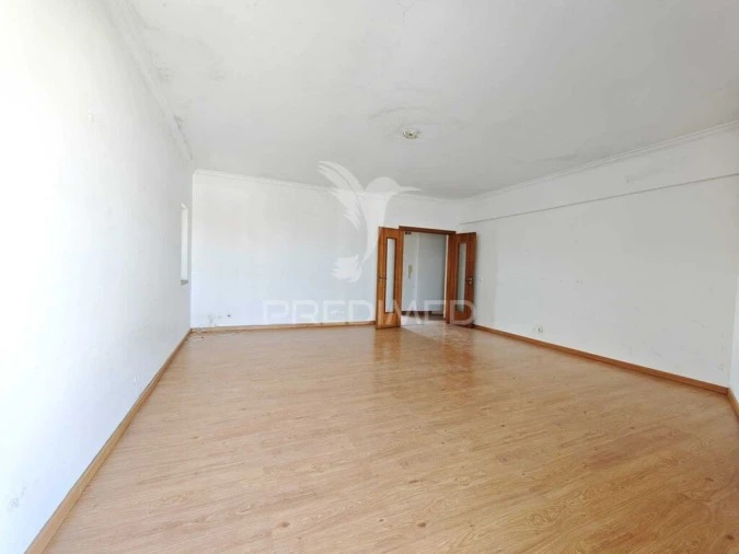 Apartamento T4 para Venda em Salvaterra de Magos e Foros de Salvaterra Foto 5