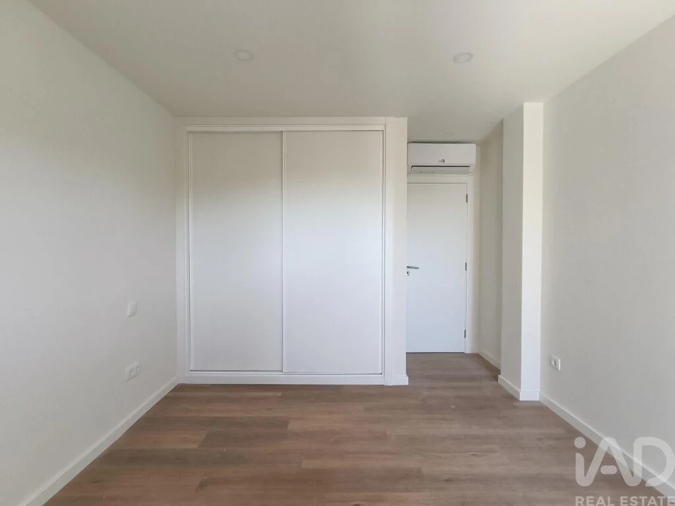 Apartamento T2 para Venda em Romeira e Várzea Foto 7