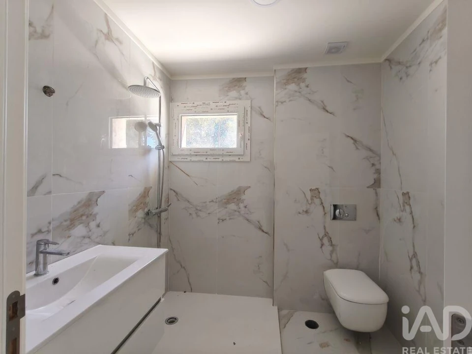 Apartamento T2 para Venda em Romeira e Várzea Foto 16