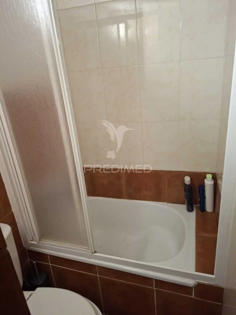 Moradia T4 para Venda em Manteigas (Santa Maria)