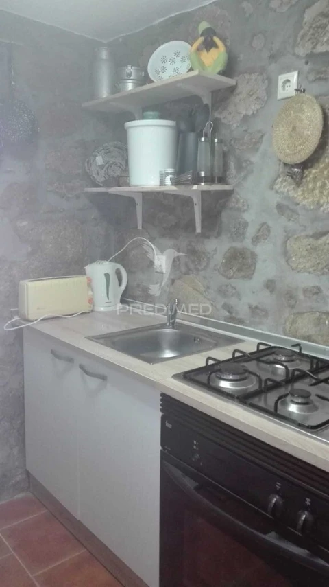 Moradia T4 para Venda em Manteigas (Santa Maria)
