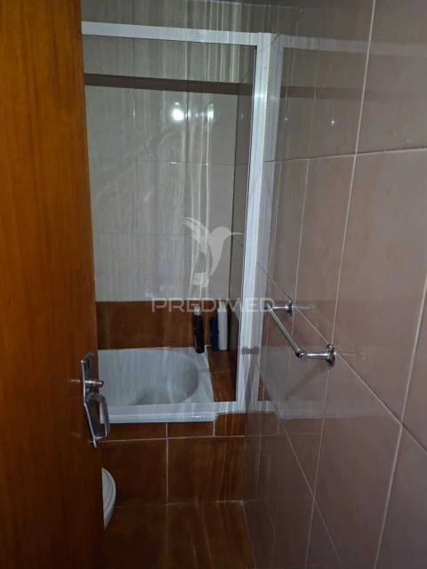 Moradia T4 para Venda em Manteigas (Santa Maria)