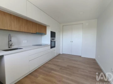 Apartamento T3 para Venda em Romeira e Várzea