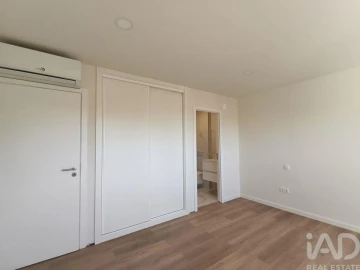 Apartamento T3 para Venda em Romeira e Várzea
