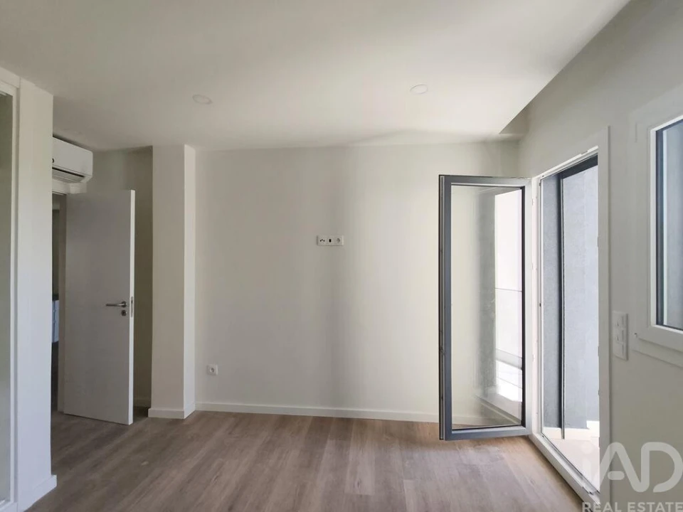 Apartamento T3 para Venda em Romeira e Várzea Foto 12