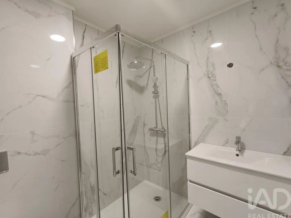 Apartamento T3 para Venda em Romeira e Várzea Foto 16