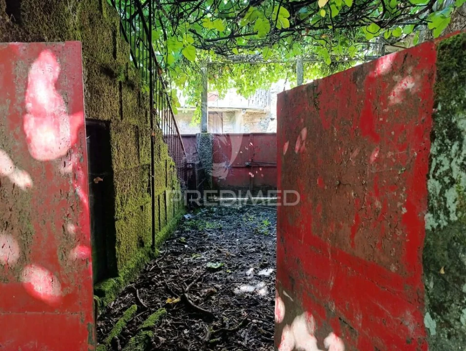 Quinta T6 para Venda em Andrães Foto 10