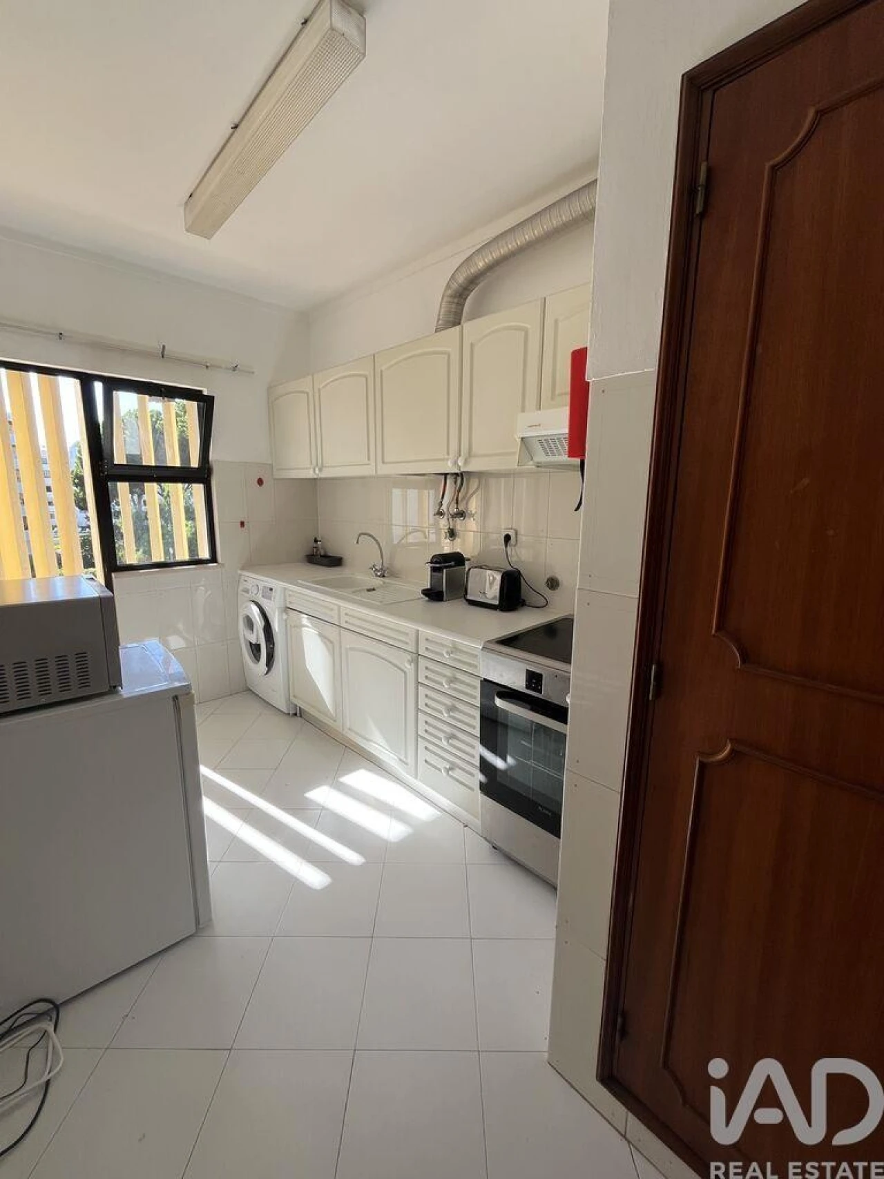 Apartamento T1 para Venda em Quarteira Foto 8