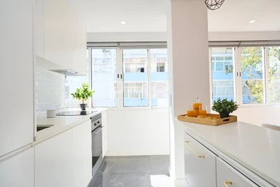 Apartamento T2 para Venda em Benfica