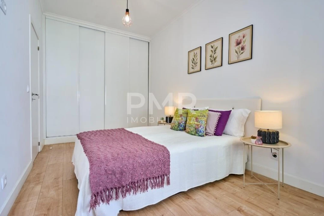 Apartamento T2 para Venda em Benfica Foto 14