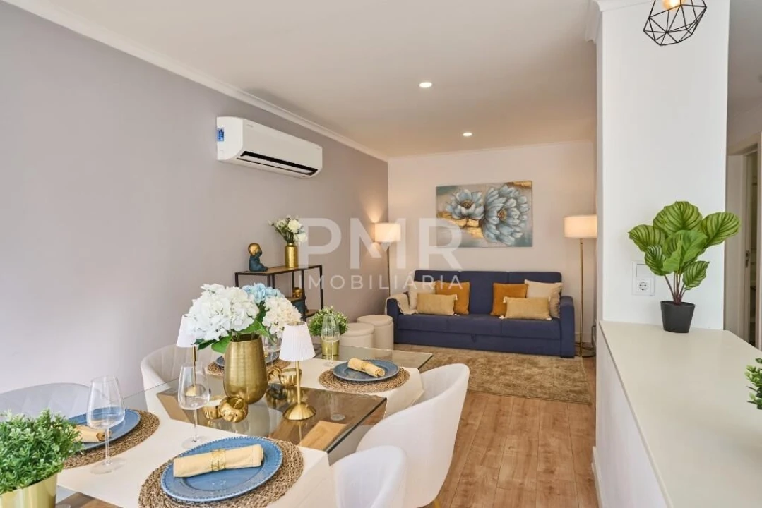 Apartamento T2 para Venda em Benfica Foto 3