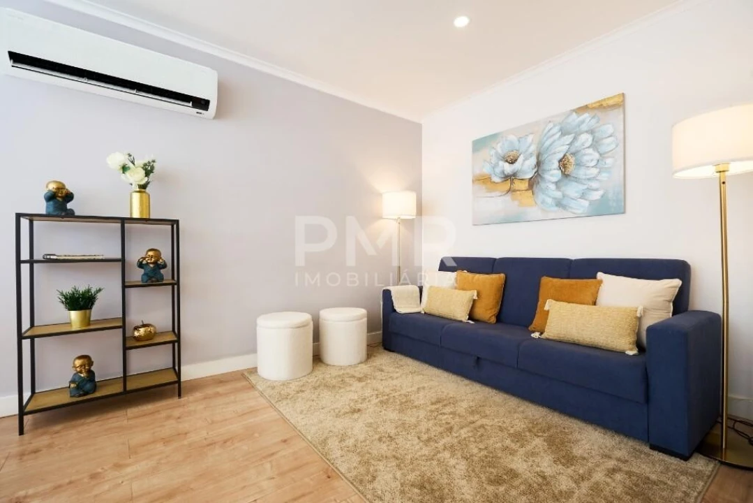 Apartamento T2 para Venda em Benfica Foto 1