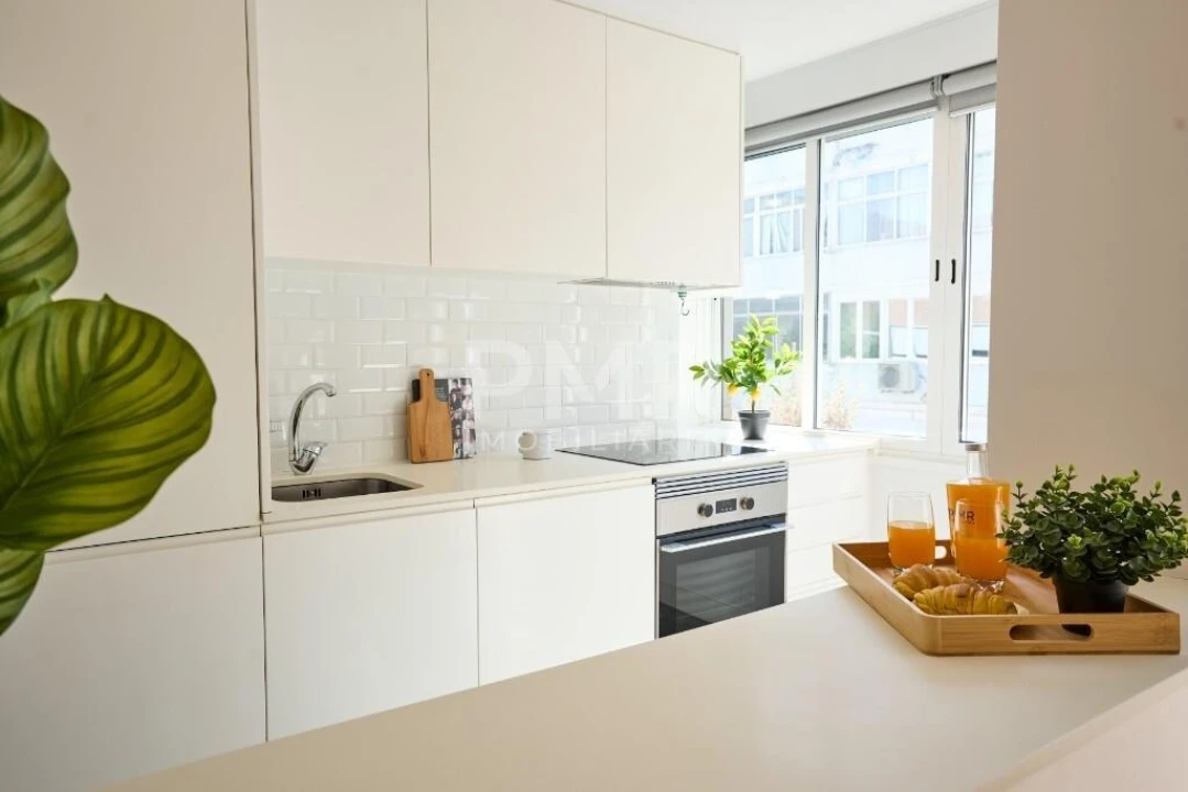 Apartamento T2 para Venda em Benfica Foto 5