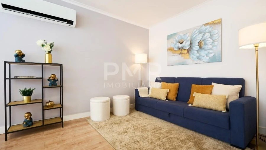 Apartamento T2 para Venda em Benfica