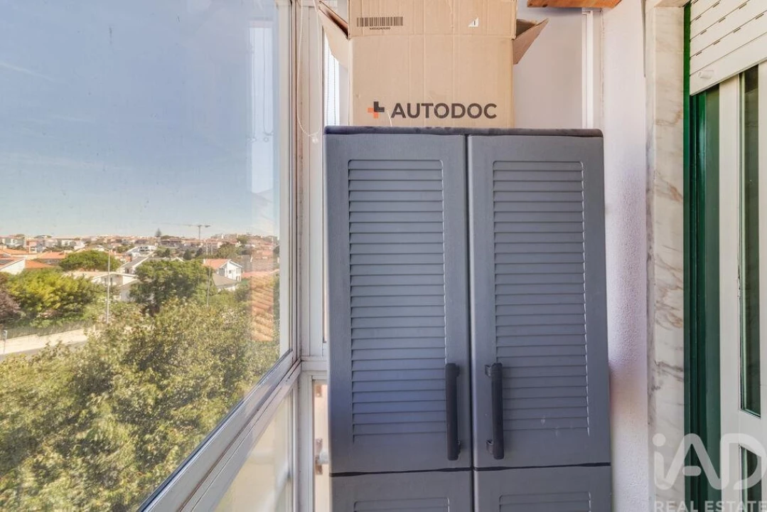 Apartamento T2 para Venda em Carcavelos e Parede Foto 19