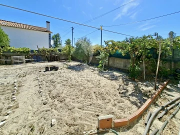 Moradia T3 para Venda em Fernao Ferro