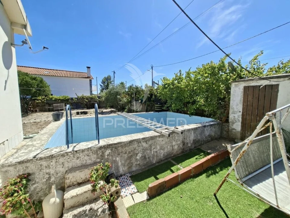 Moradia T3 para Venda em Fernao Ferro Foto 1