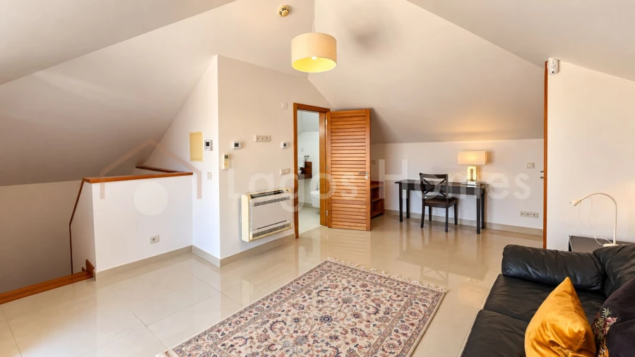 Apartamento T3 para Venda em Silves Foto 13