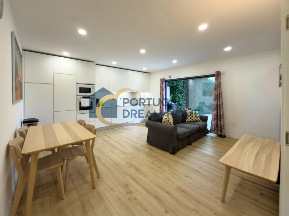 Apartamento T2 para Venda em Ferreiras Foto 7