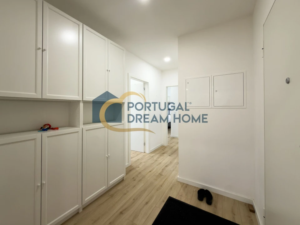 Apartamento T2 para Venda em Ferreiras Foto 9