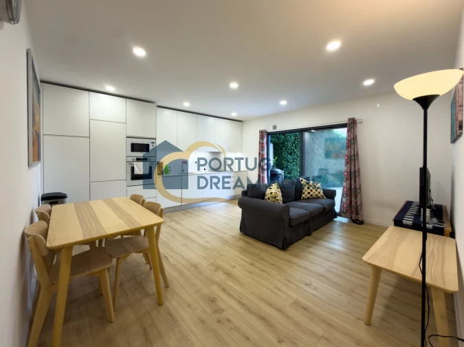 Apartamento T2 para Venda em Ferreiras Foto 8