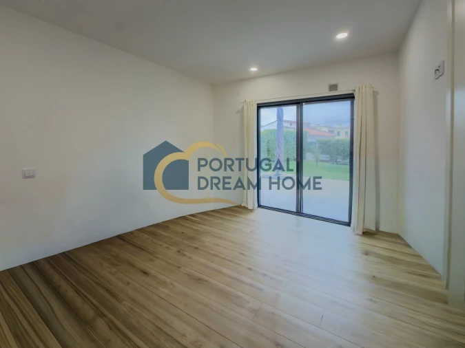 Apartamento T2 para Venda em Ferreiras Foto 14