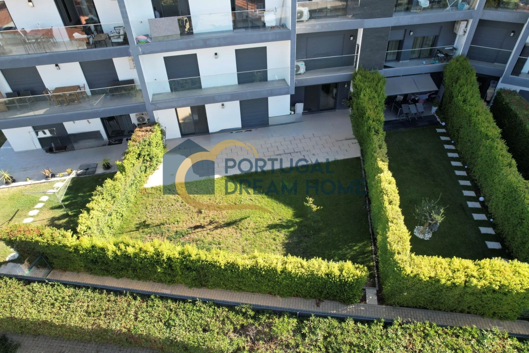 Apartamento T2 para Venda em Ferreiras Foto 3