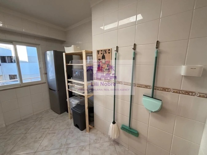 Apartamento T2 para Venda em Quarteira Foto 16