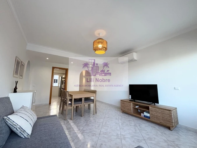 Apartamento T2 para Venda em Quarteira Foto 5