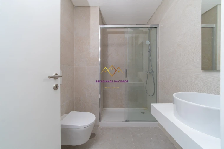 Apartamento T2 para Venda em Carnaxide e Queijas Foto 22