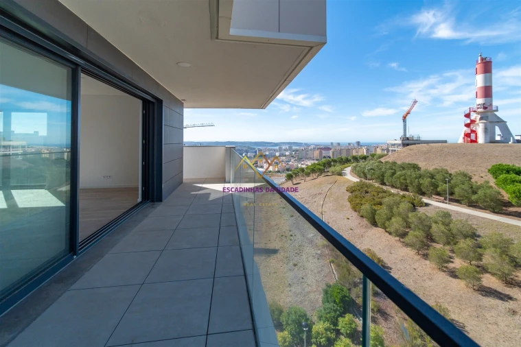 Apartamento T2 para Venda em Carnaxide e Queijas Foto 5