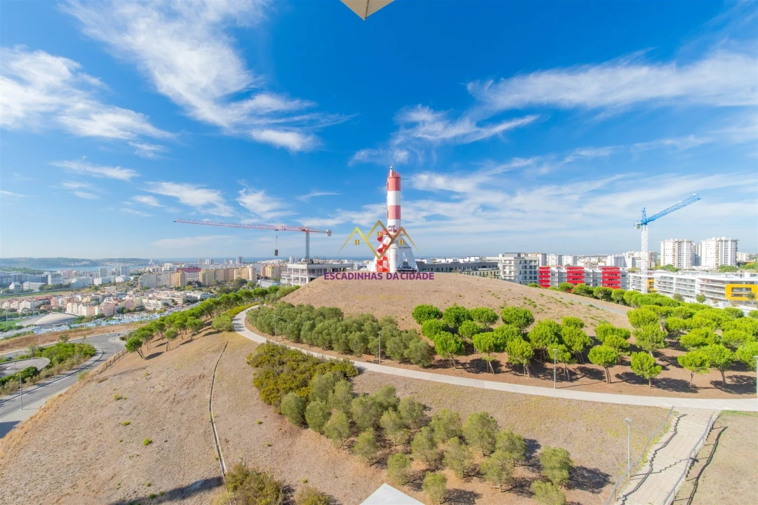 Apartamento T5 para Venda em Carnaxide e Queijas Foto 7