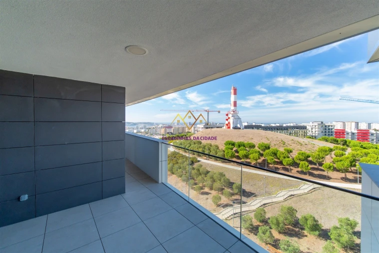 Apartamento T5 para Venda em Carnaxide e Queijas Foto 8