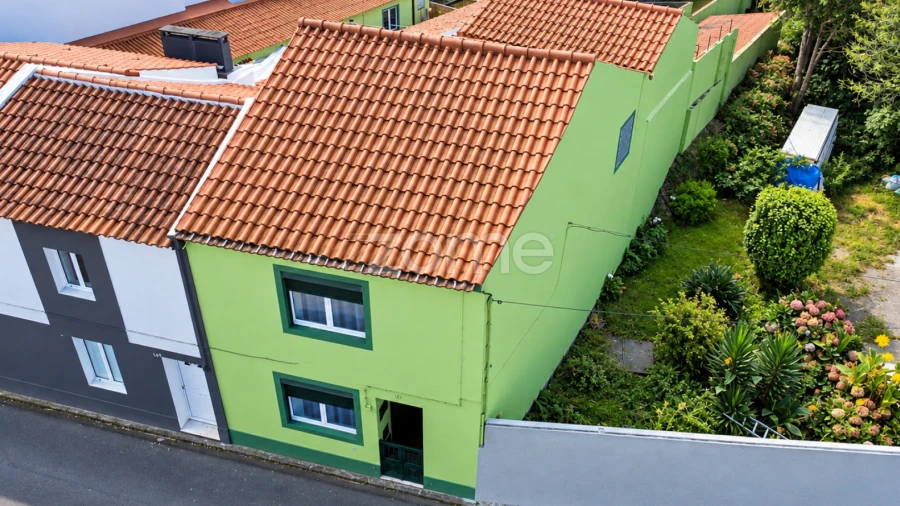 Moradia T3 para Venda em Arrifes