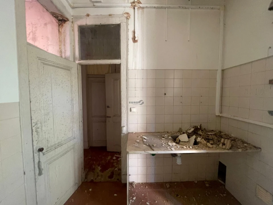 Prédio para Venda em Santa Maria Maior Foto 9