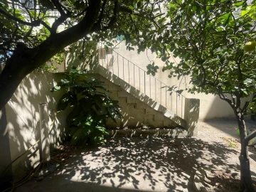 Prédio para Venda em Santa Maria Maior
