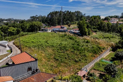 Terreno para Venda em Anta e Guetim