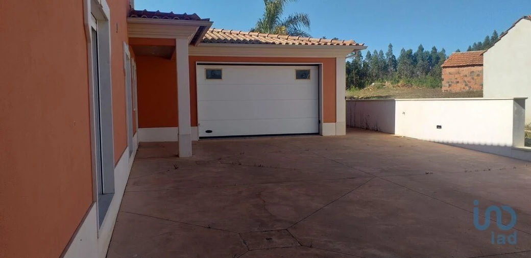 Moradia T6 para Venda em Bidoeira de Cima Foto 3