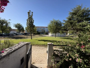 Moradia T4 para Arrendamento em Montijo e Afonsoeiro