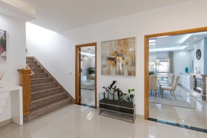 Moradia T5 para Venda em Amora