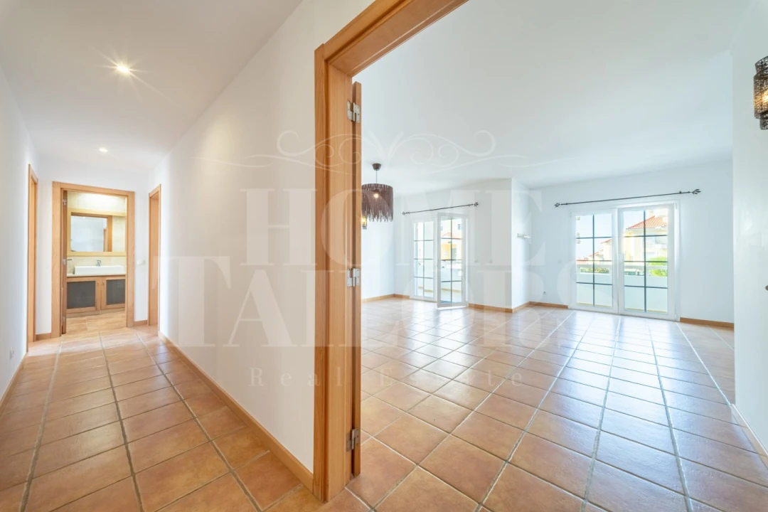 Apartamento T2 para Venda em Ericeira Foto 3