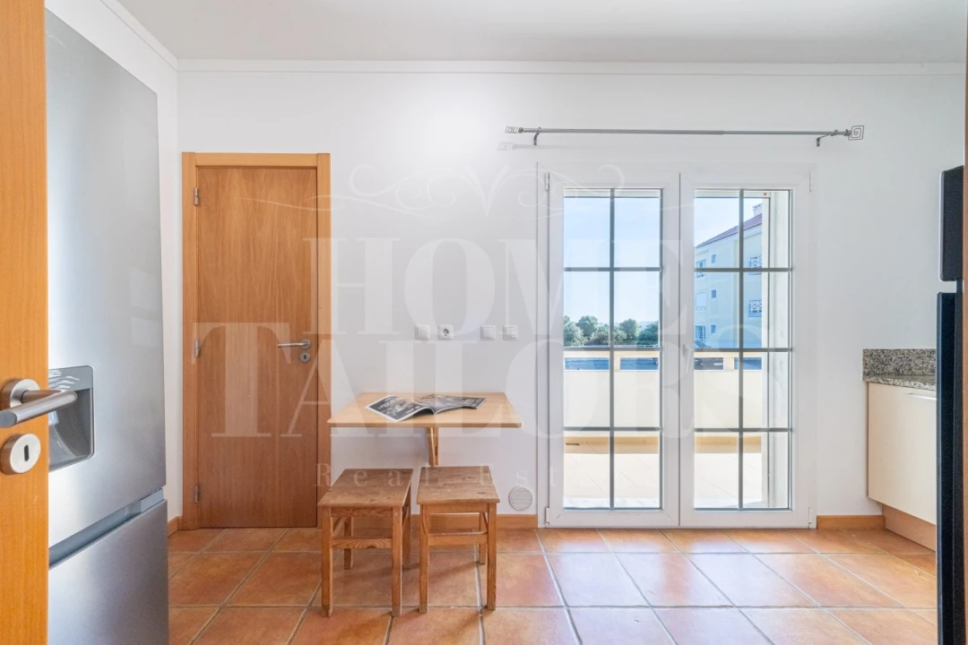 Apartamento T2 para Venda em Ericeira Foto 2