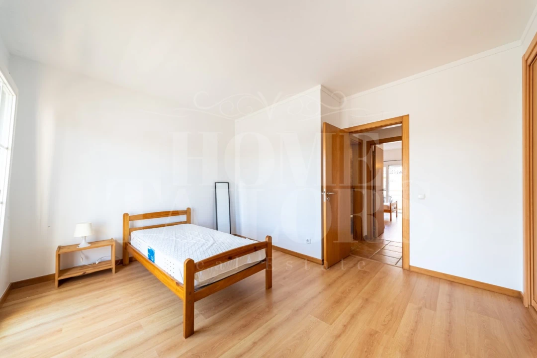 Apartamento T2 para Venda em Ericeira Foto 19