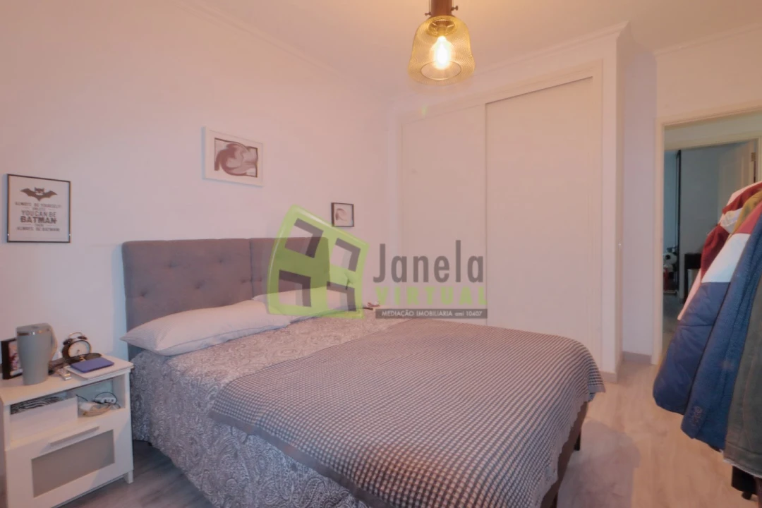 Apartamento T2 para Venda em Quinta do Conde Foto 11