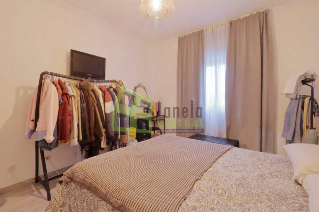 Apartamento T2 para Venda em Quinta do Conde Foto 13