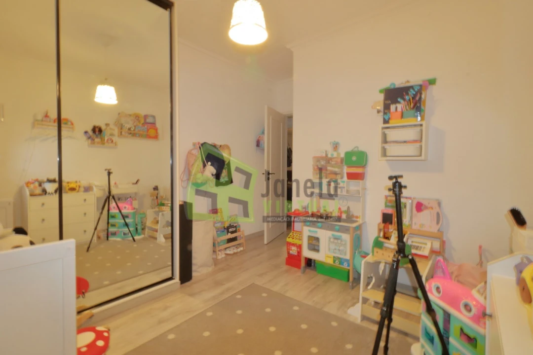 Apartamento T2 para Venda em Quinta do Conde Foto 20