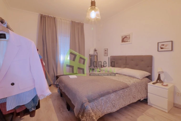 Apartamento T2 para Venda em Quinta do Conde Foto 12