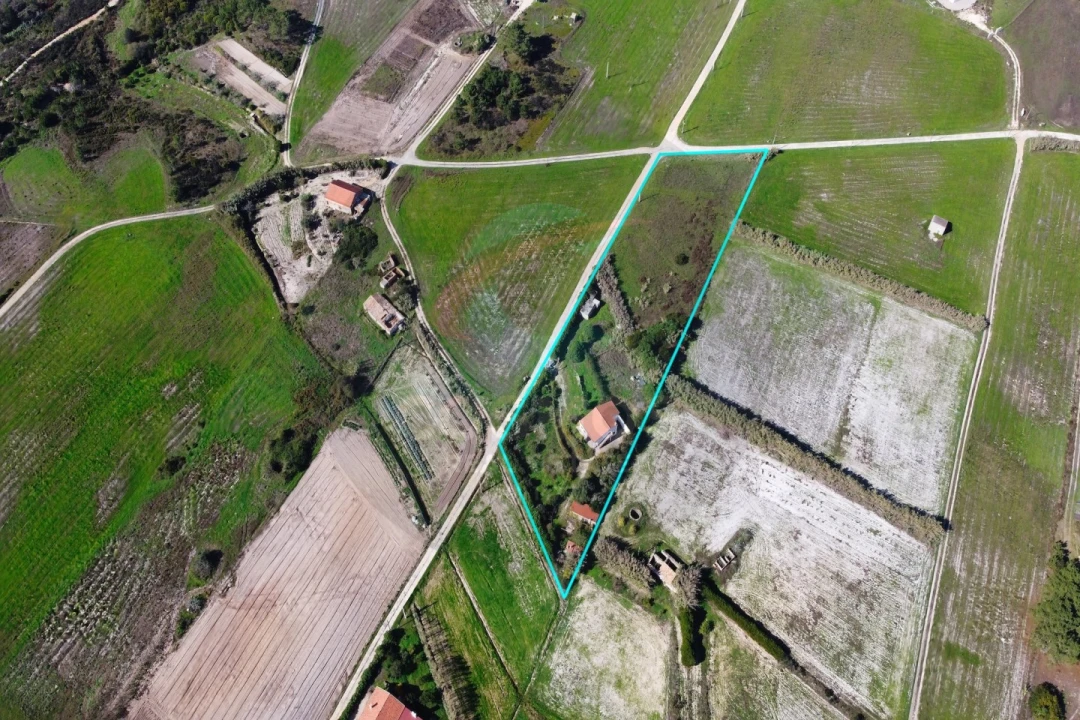 Moradia T3 para Venda em Rogil Foto 3