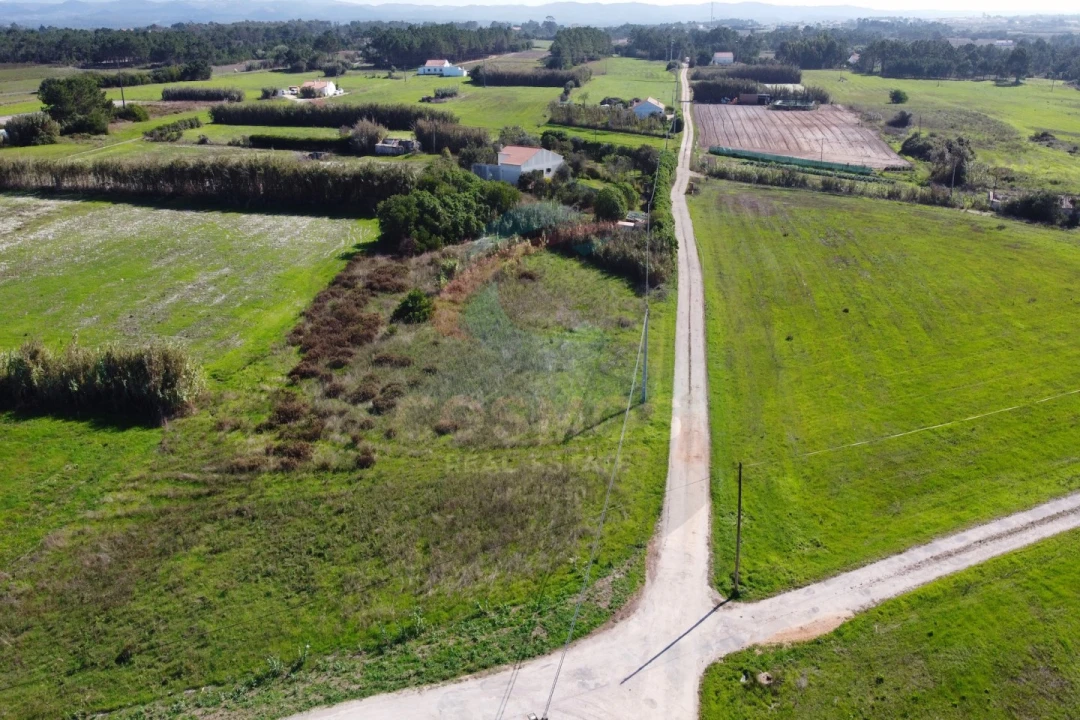 Moradia T3 para Venda em Rogil Foto 26