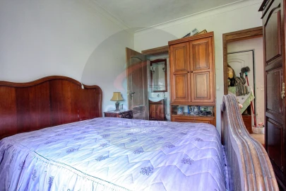 Moradia T3 para Venda em Rogil